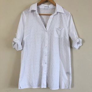 August Silk White Button Down Top Daisy Pattern M
